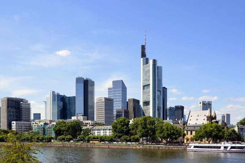 Frankfurt Hop-On Hop-Off Express or Skyline Bus - The Main riverfront and Sachsenhausen
