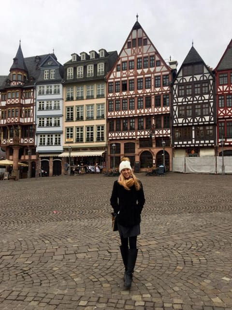 Frankfurt Instagram tour with a private photographer - What’s Included and What’s Not?