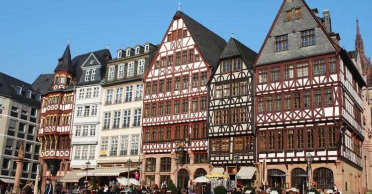 Frankfurt - Old Town Historic Walking Tour - Explore Frankfurt Cathedral