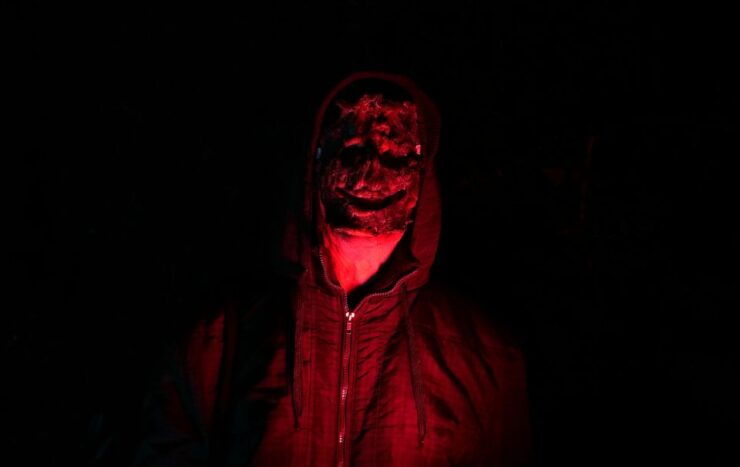 Frankfurt: Old Town Horror Stories Walking Tour in German - Experience Highlights