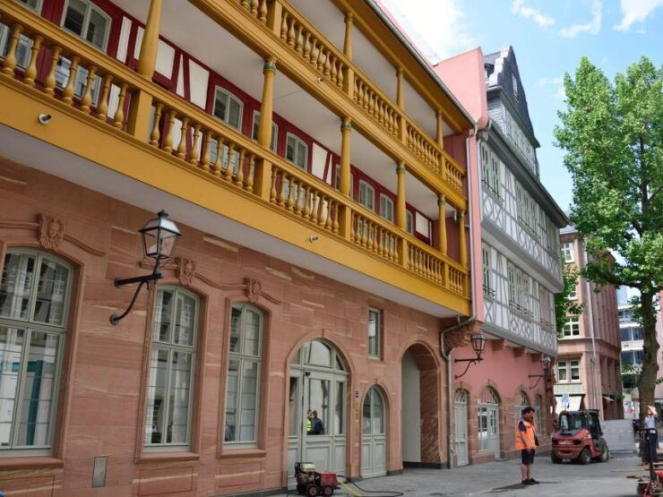 Frankfurt: Old Town Smartphone Audio Tour - Experience Highlights