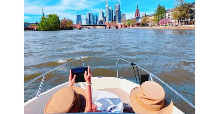 Frankfurt: Private Skyline Sightseeing Boat Tour - Who Is This Tour Best Suited For?