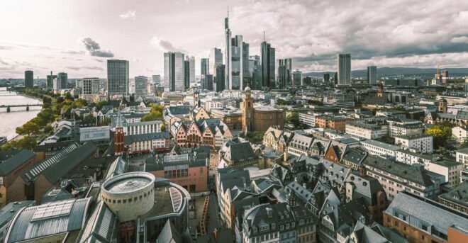 Frankfurt: Private Transfer From/To Frankfurt Airport - Additional Costs