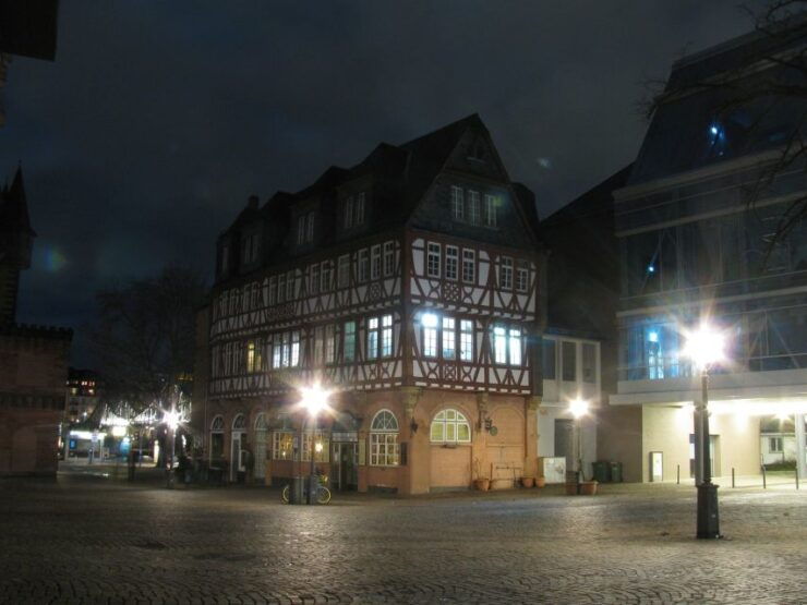 Frankfurt: Scary Sightseeing Tour With the Hangman - Experience