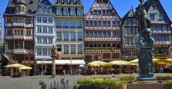 Frankfurt: Self-Guided Audio Tour - Attractions and Itinerary