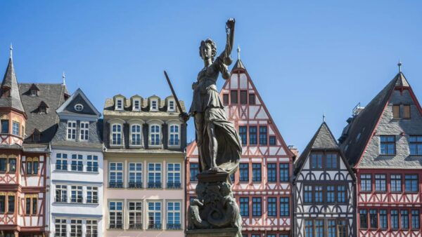 Frankfurt: Selfguided Audiotour Frankfurt Old Town - The Sum Up