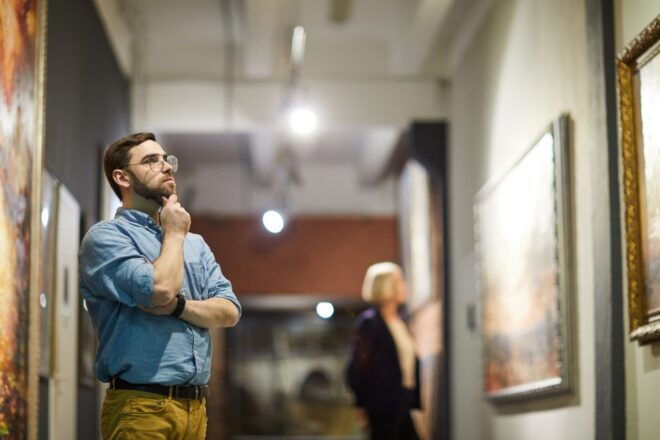 Frankfurt: Skip-The-Line Städel Museum With Guided City Tour - Expert Commentary and Guided Tour