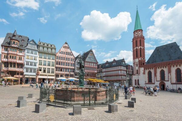 Frankfurt: The New Old Town and City Highlights Guided Walk - The Sum Up