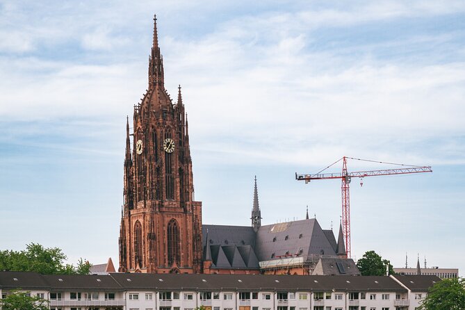 Frankfurt Walking Tour, Old Town, Cathedral, Romerberg - Common Questions