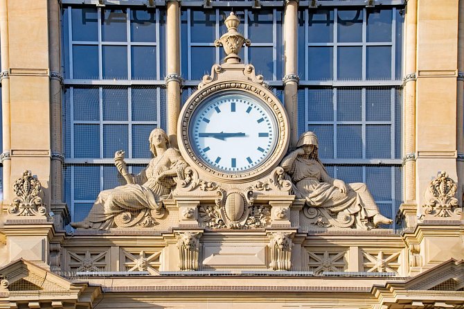 Frankfurt Walking Tour With a Professional Guide - The Sum Up