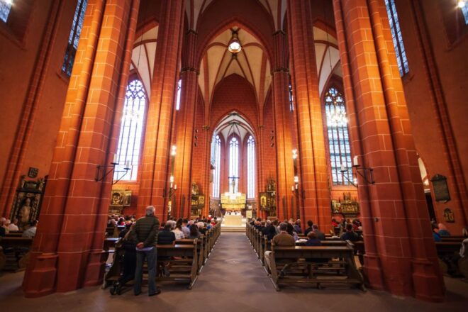 Frankfurt's Top Attractions Full-Day Private Tour by Car - Exclusive Car Ride Experience