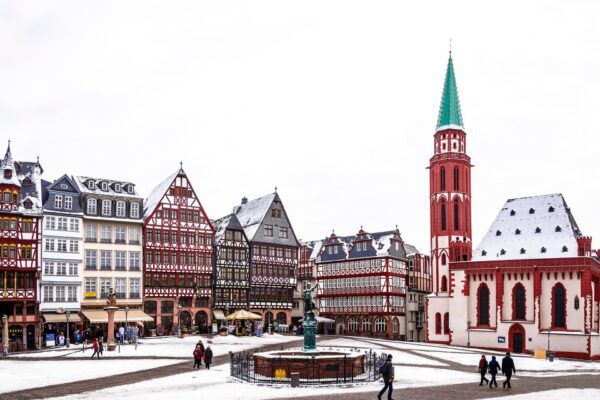 Frankfurt's Top Attractions Full-Day Private Tour by Car - The Sum Up