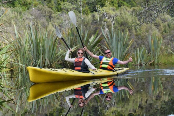 Franz Josef: 3-Hour Kayak Tour on Lake Mapourika - Meeting the Experienced Team in Franz Josef