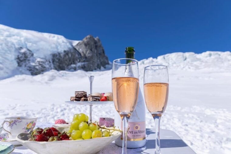 Franz Josef: Helicopter - Picnic Amongst the Peaks - What Makes This Tour Stand Out?