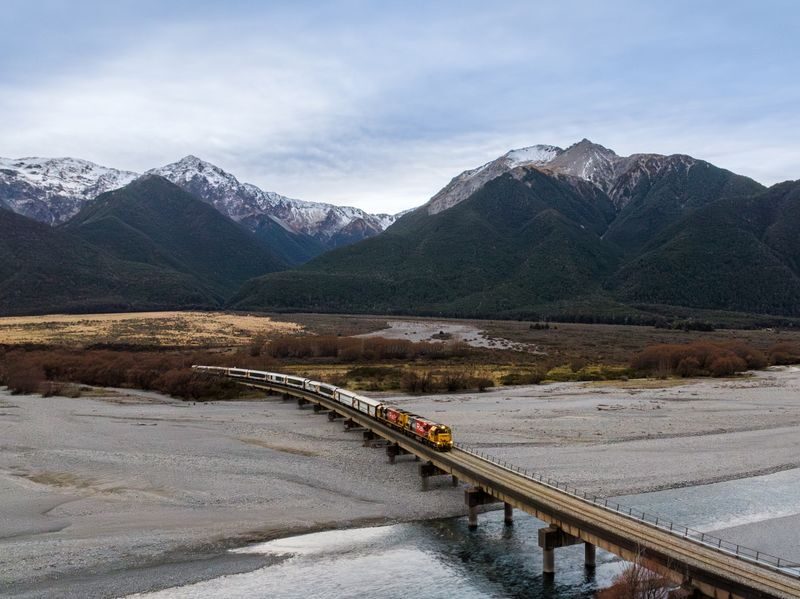 Franz Josef to Christchurch One Way Day Tour - Lunch, commentary and the bus option