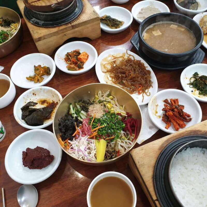 Free day in Jeonju, heart of traditional Korea, with a French guide - Exploring Jeonju’s Charm: What to Expect  