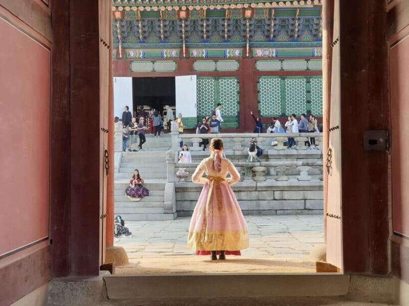 Free day in private Seoul with English-speaking guide - Who Should Book This Tour?