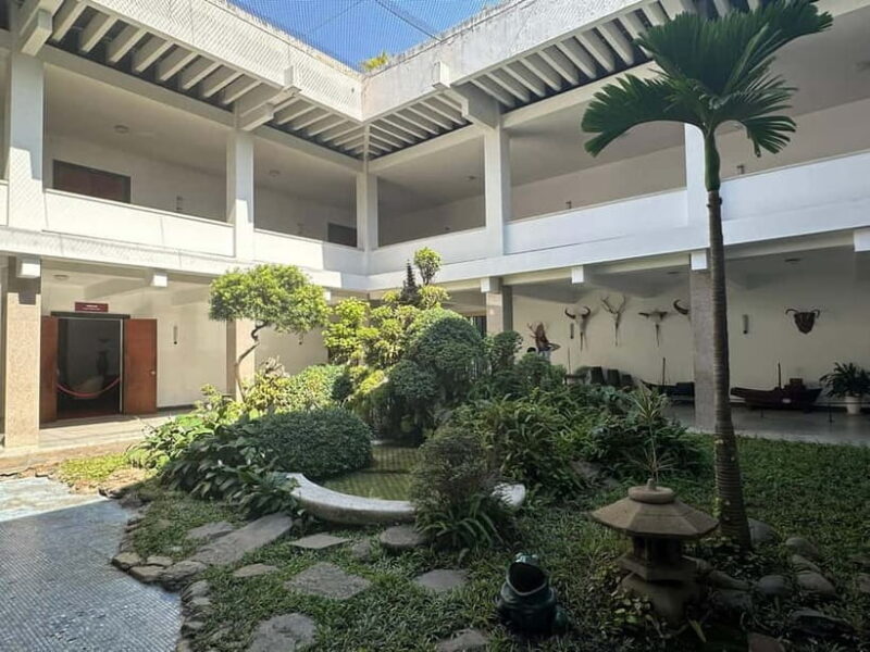 Free E-Sim War Remnants Museum & Independence Palace Tour - What to Expect from the Tour