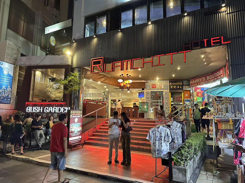 (Free eSIM) Bangkok iconic nightlife & red-light tour by MyProGuide - What the $126.90 price does, and does not, buy