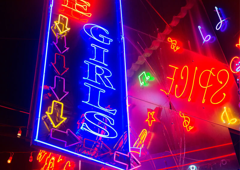 (Free eSIM) Bangkok iconic nightlife & red-light tour by MyProGuide - Meeting up, walking, and getting back
