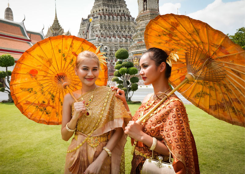 (Free eSIM)Thai Costume Photo Tour- Wat Arun in Bangkok(MyProGuide) - The useful details at a glance