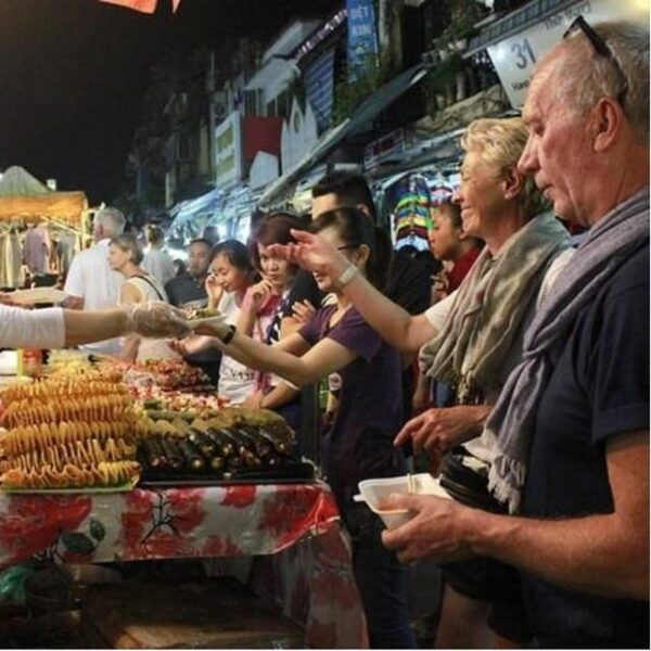 FREE FOOT TOUR- ENJOY LOCAL FOOD - Recommended Local Dishes
