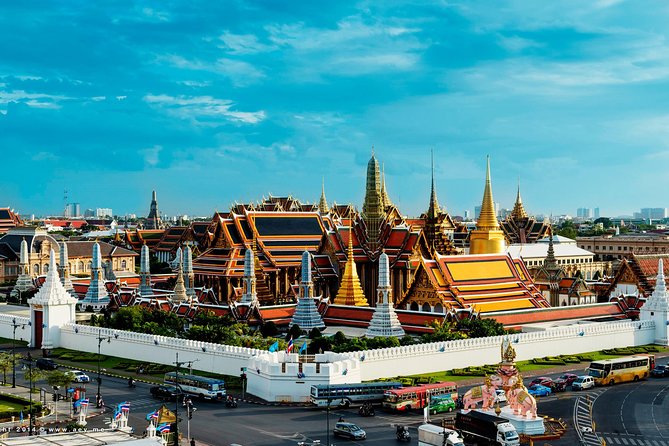 Free Hop-On Hop-Off Single Route & Royal Grand Palace Guided Tour . - Dress Code for Grand Palace