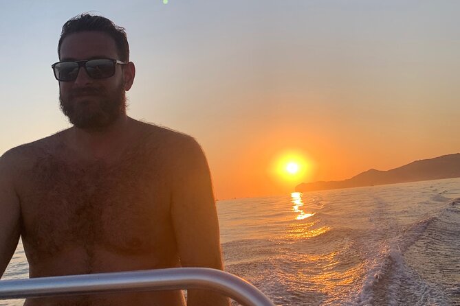 Free License Boat Rental in Santorini - Meeting and Pickup