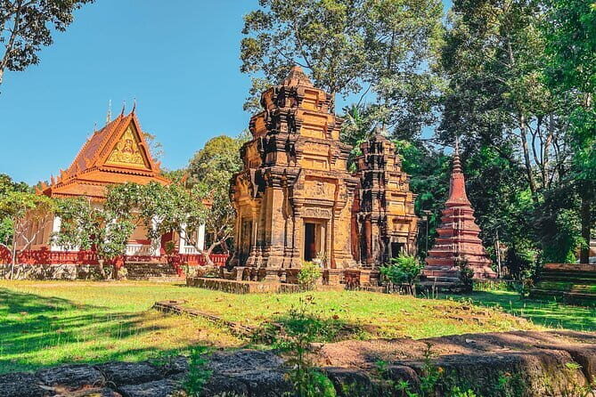 FREE Siem Reap Market & Local Temple Tour - Discover Siem Reap’s Authentic Flavors and Hidden Gems with the Free Market & Temple Tour