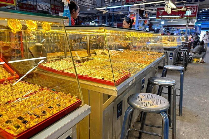 FREE Siem Reap Market & Local Temple Tour - Who Is This Tour Best For?