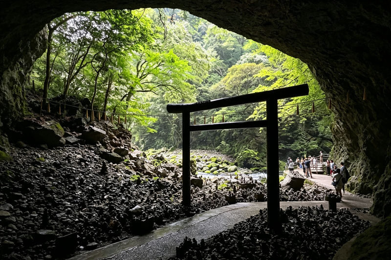 (Free specialty burger) Kyushu Fukuoka Takachiho Gorge and Small Train Day Tour, optional boat ride experience - Amanoyasugawara and the value of a second stop