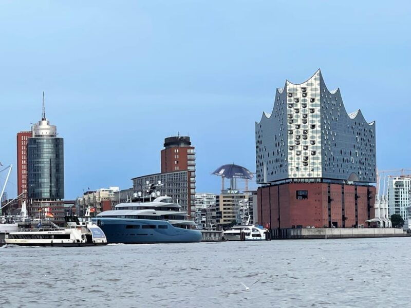 Free Tour: Port, Red Light District and Beatles. You decide how much to pay at the end - What You Can Expect from This Hamburg Tour
