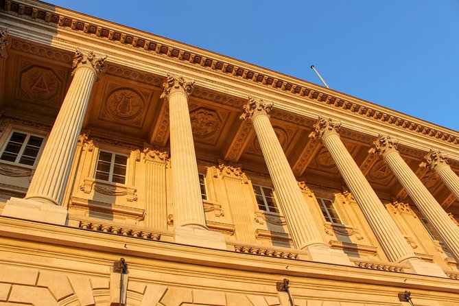 Freemasons, Myths and Revelations About a Secret Society - Conspiracy Theories and Controversies