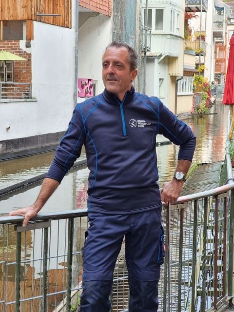 Freiburg: Bächle Walking Tour - Tour Duration and Guide Information