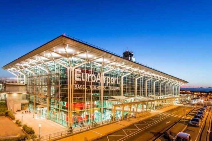 Freiburg: Bus Transfer From/To Basel Euro Airport - Inclusions and Amenities Offered