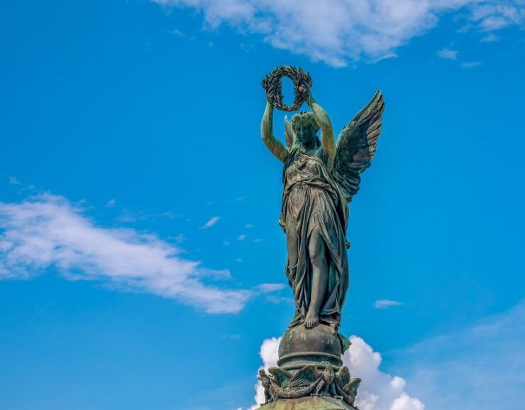 Freiburg - Historic Walking Tour - Experience the Freiburg Cathedral and Medieval Gates