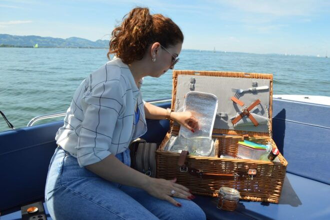 Freischütz Picnic Basket With Local Products - Scenic Views and Ambiance