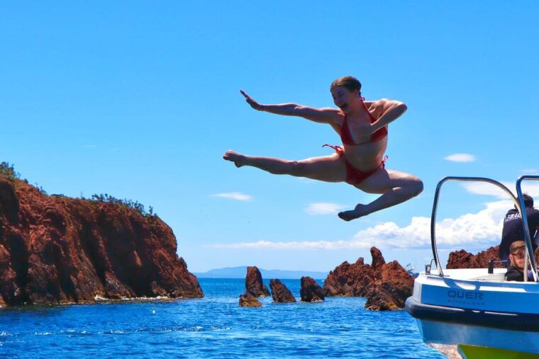 Fréjus: Sea and Creeks Boat Tour With Snorkeling and Drinks - Scenic Boat Cruise