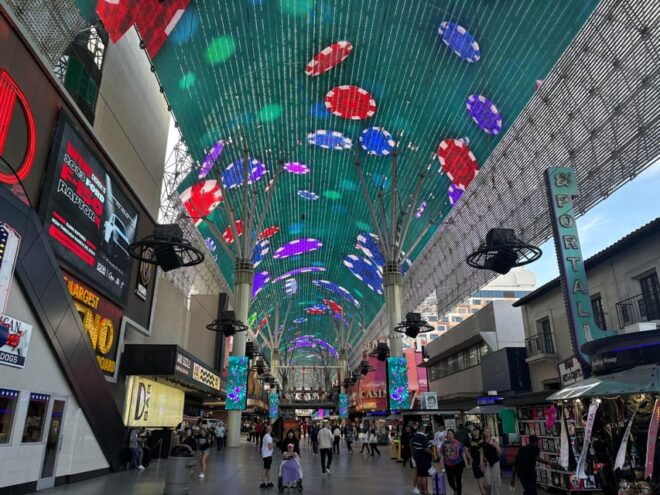 Fremont Street Walking Tour With Mob Museum Ticket - Customer Reviews and Ratings