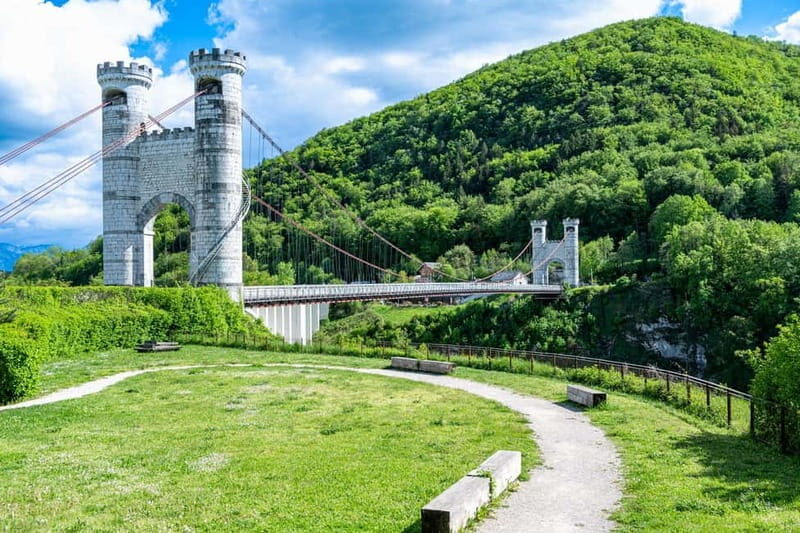 French Alps Day Tour from Geneva to Annecy and Hidden Gems - Discover the Charm of the French Alps with a Private Day Tour from Geneva