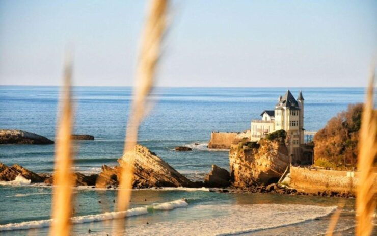 French Basque Country Coastline Tour in a 70'svw Van - Unique Itineraries and Local Guide