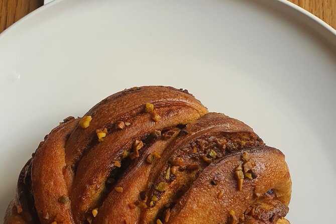 French Breakfast and Eiffel Tower - Common Questions