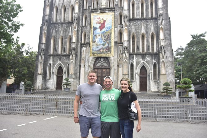 French Culture Refers to the Customs, Traditions, and Way of Life in France. It Encompasses Various Aspects Such as Art, Literature, Cuisine, Fashion, and Architecture. Maison Centrale, on the Other Hand, Translates to "Central House" in English. in the Context of France, It Usually Refers to a Type of Prison or Correctional Facility. - The Role of Prisons in French Society