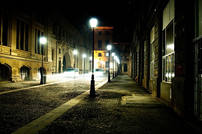 French Quarter Ghost and Vampire Tour - Paranormal Encounters
