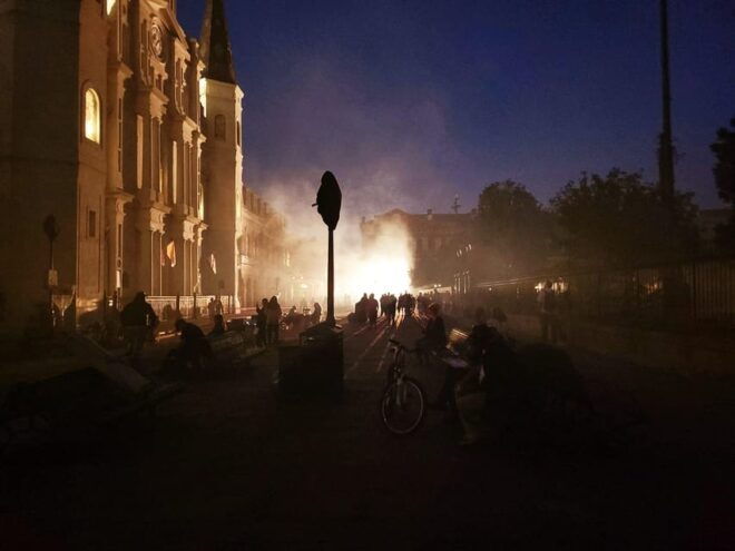 French Quarter: Haunted Hollywood Ghost Tour in New Orleans - Accessibility and Recommendations