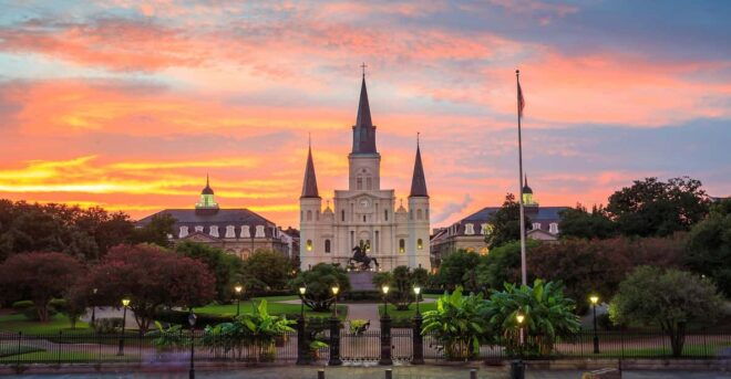 French Quarter History: Walking Tour - Exploring the French Quarter