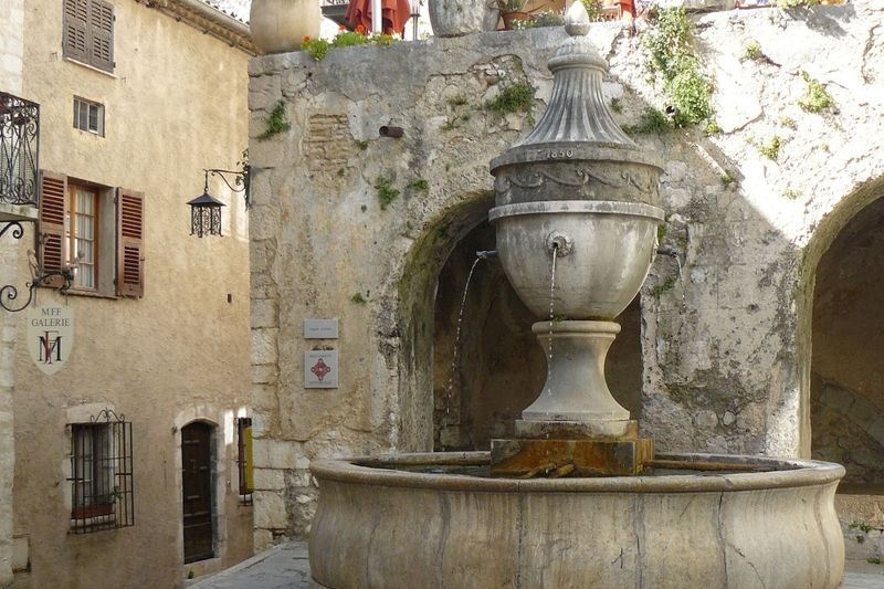 French Riviera One Day Guided Tour - Four Riviera destinations, one long day