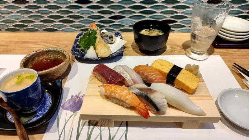 French-speaking tour of Tokyo between modernity and tradition - The Sum Up