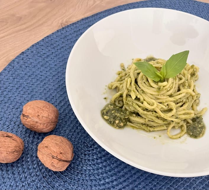 Fresh Pasta Lab in a Private Garden - Class Details