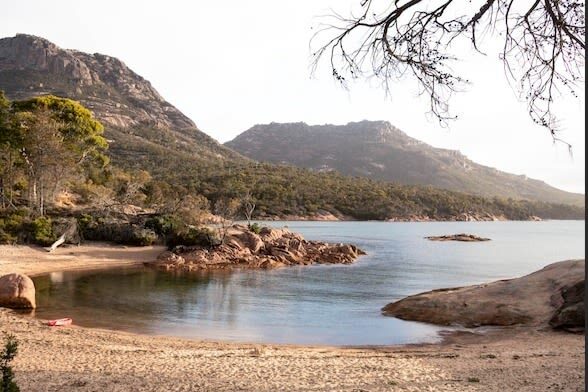 Freycinet National Park and Wineglass Bay Scenic Tour - The road east from Hobart